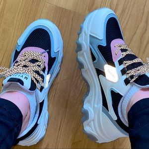 Xiuxian • Sporty Chunky Reflective Sneakers